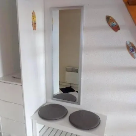 Apartment Saint-palais-sur-mer, 1 Piece, 4 Personnes - Fr-1-305-1462